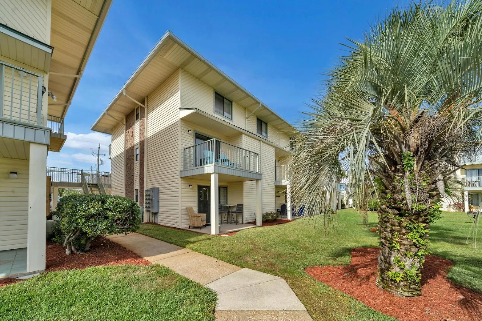 Holiday home Sandprints II B-1 Sleeps 4 Close To Beach Destin United States